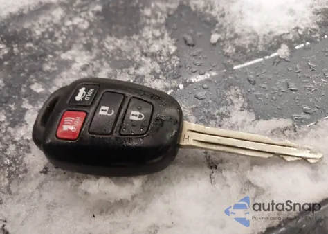 2014 Toyota Corolla Le из США, поврежденный, VIN 2T1BURHE1EC169054